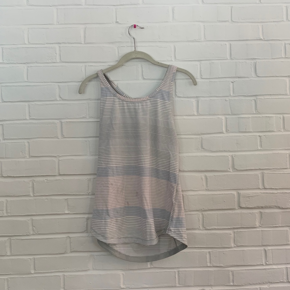 Lululemon tank top